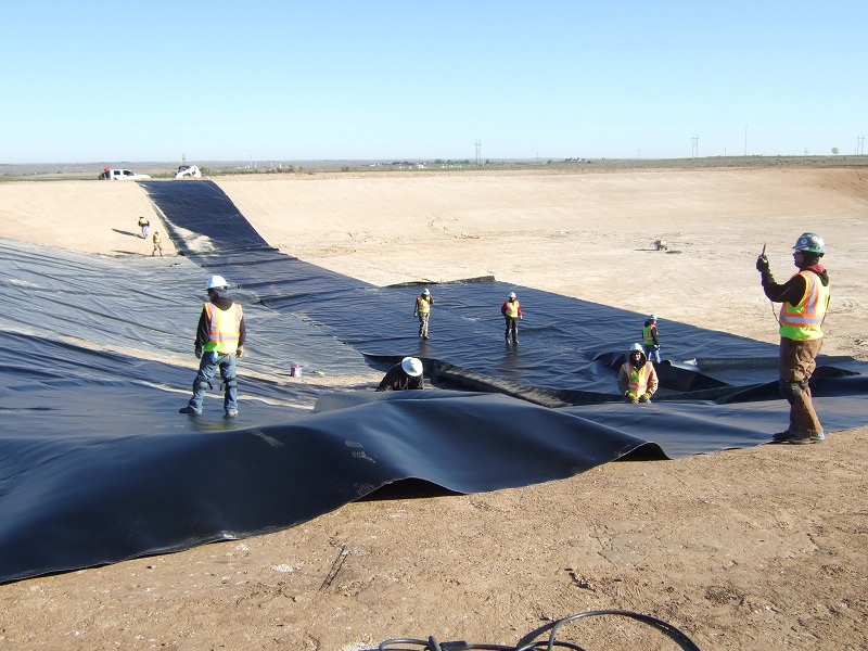 HDPE Textured Geomembrane.jpg