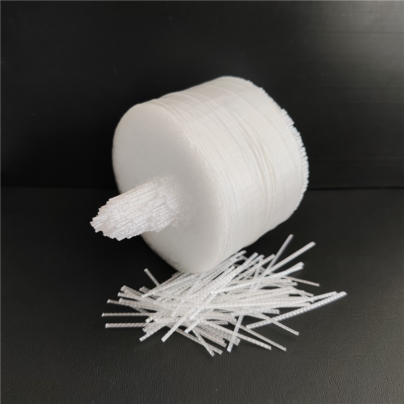 48mm Synthetic Polypropylene Macro Fiber.jpg