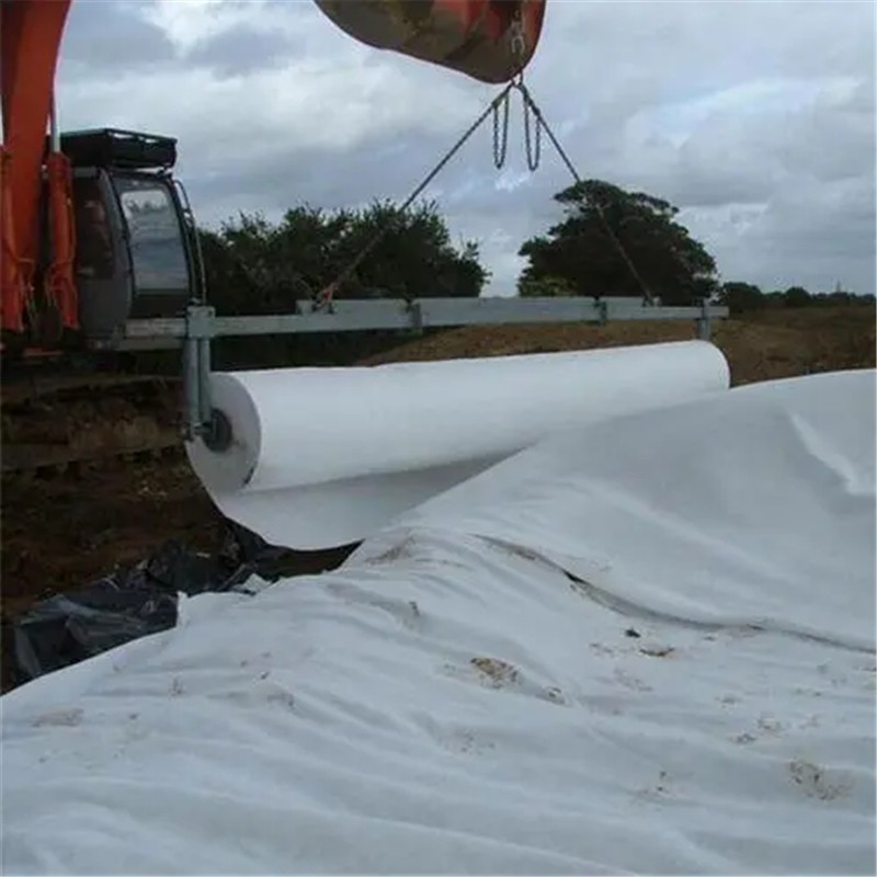 PP/PET Geotextile For Highway Maintenance.jpg